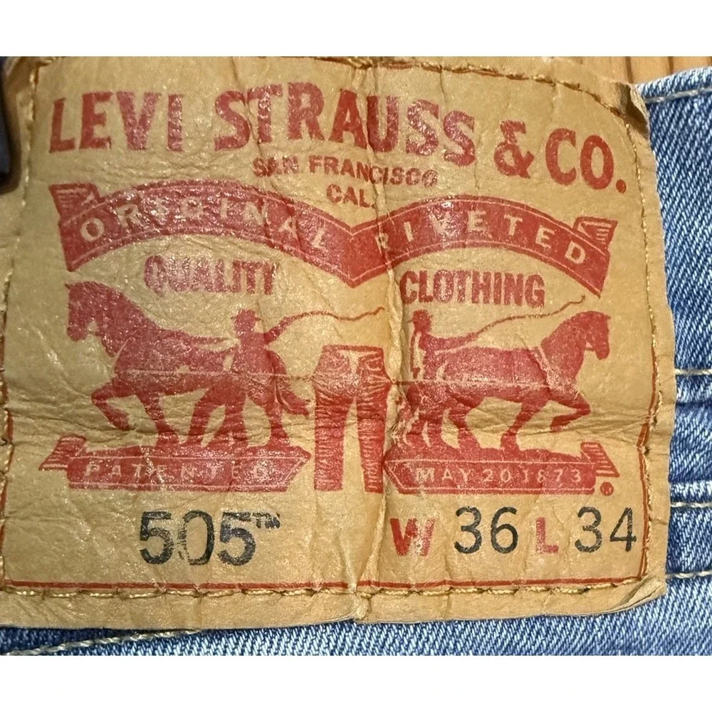 Levi's 505 Regular Fit Light Wash Straight Leg‎ Jeans 36x34 EUC
